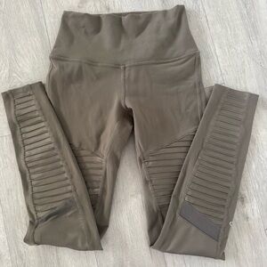 Alo leggings